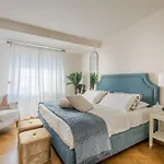 The Marble Penthouse Apartmán *