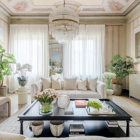 The Marble Penthouse * Lucca