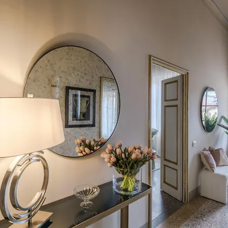 The Marble Penthouse Lucca