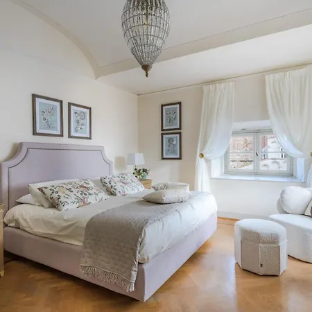 The Marble Penthouse Lucca