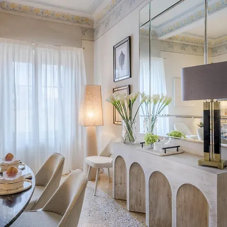 The Marble Penthouse * Lucca