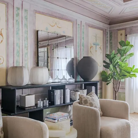 The Marble Penthouse * Lucca