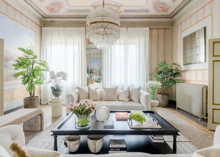 The Marble Penthouse * Lucca